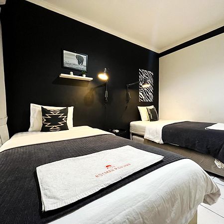 Bed and Breakfast Roemah Renjana Bandung Esterno foto