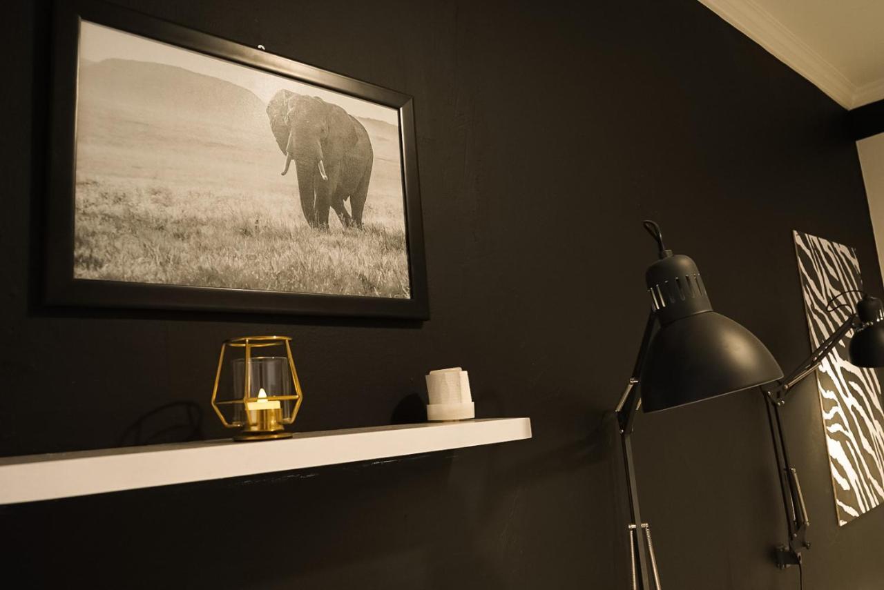 Bed and Breakfast Roemah Renjana Bandung Esterno foto