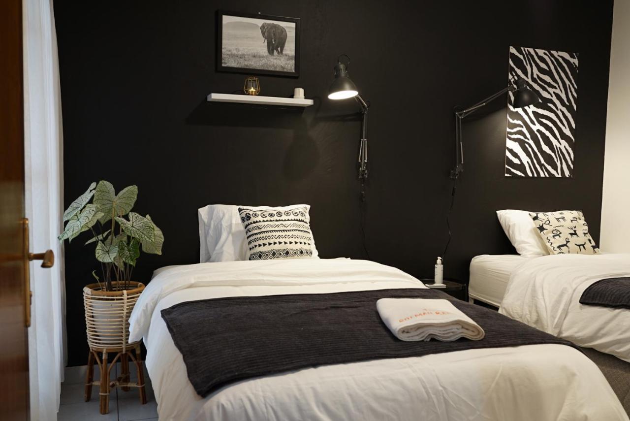 Bed and Breakfast Roemah Renjana Bandung Esterno foto